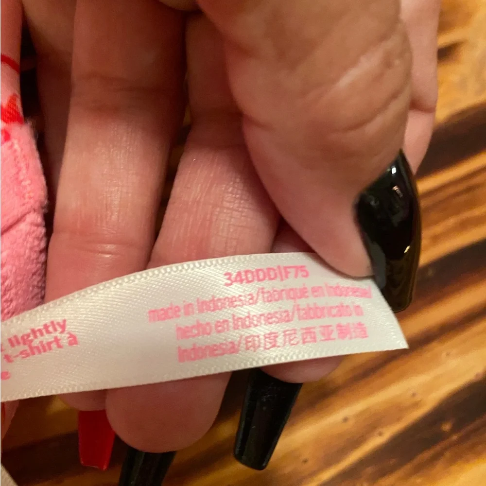 Pink by Victoria’s Secret Front Clasp Bra 34DD - Picture 3 of 3